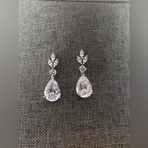 Cubic Zirconia Crystal Chandelier Swarovski Elements Rhinestone Dangle Stud